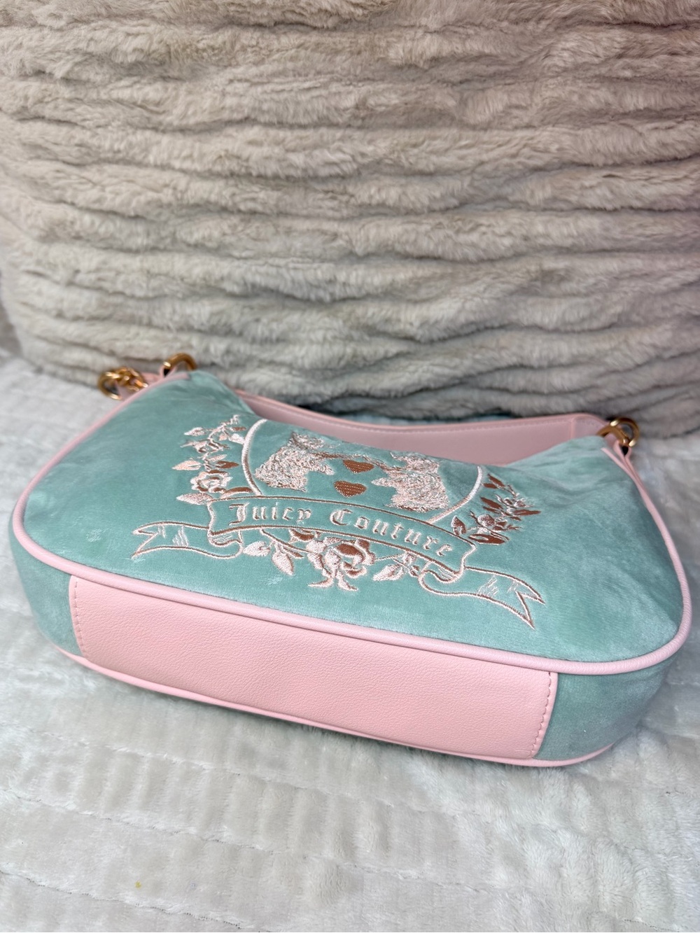 NWT Viral Juicy Couture New Love Chapter Shoulder Bag Frosty Green Velour Crest - Picture 11 of 16